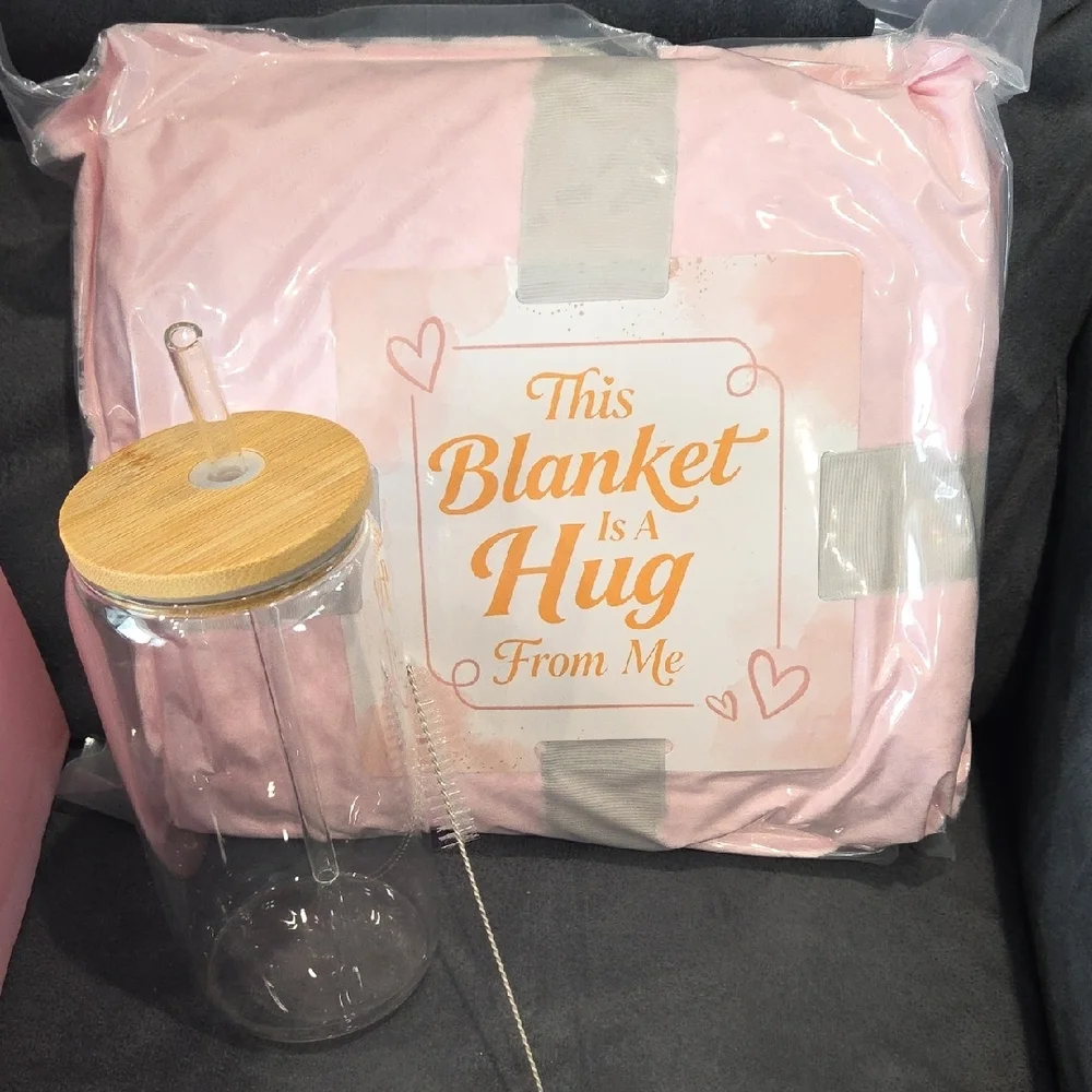 Pink Self Care Gift Box - Picture 13 of 14